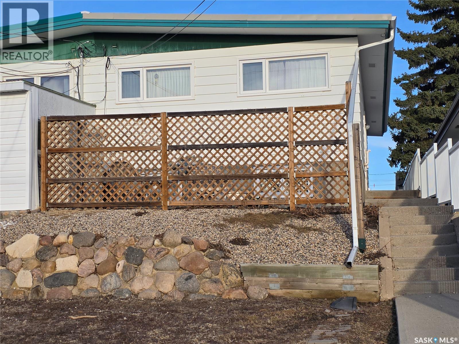 244 18th Avenue Ne, Swift Current, Saskatchewan  S9H 2Y1 - Photo 28 - SK031474