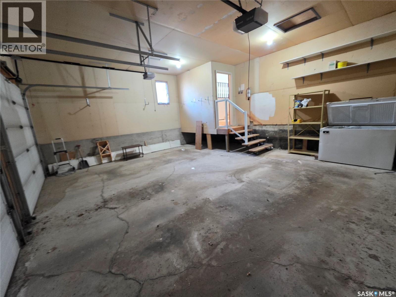 624 7th Avenue Ne, Swift Current, Saskatchewan  S9H 2N9 - Photo 30 - SK031454