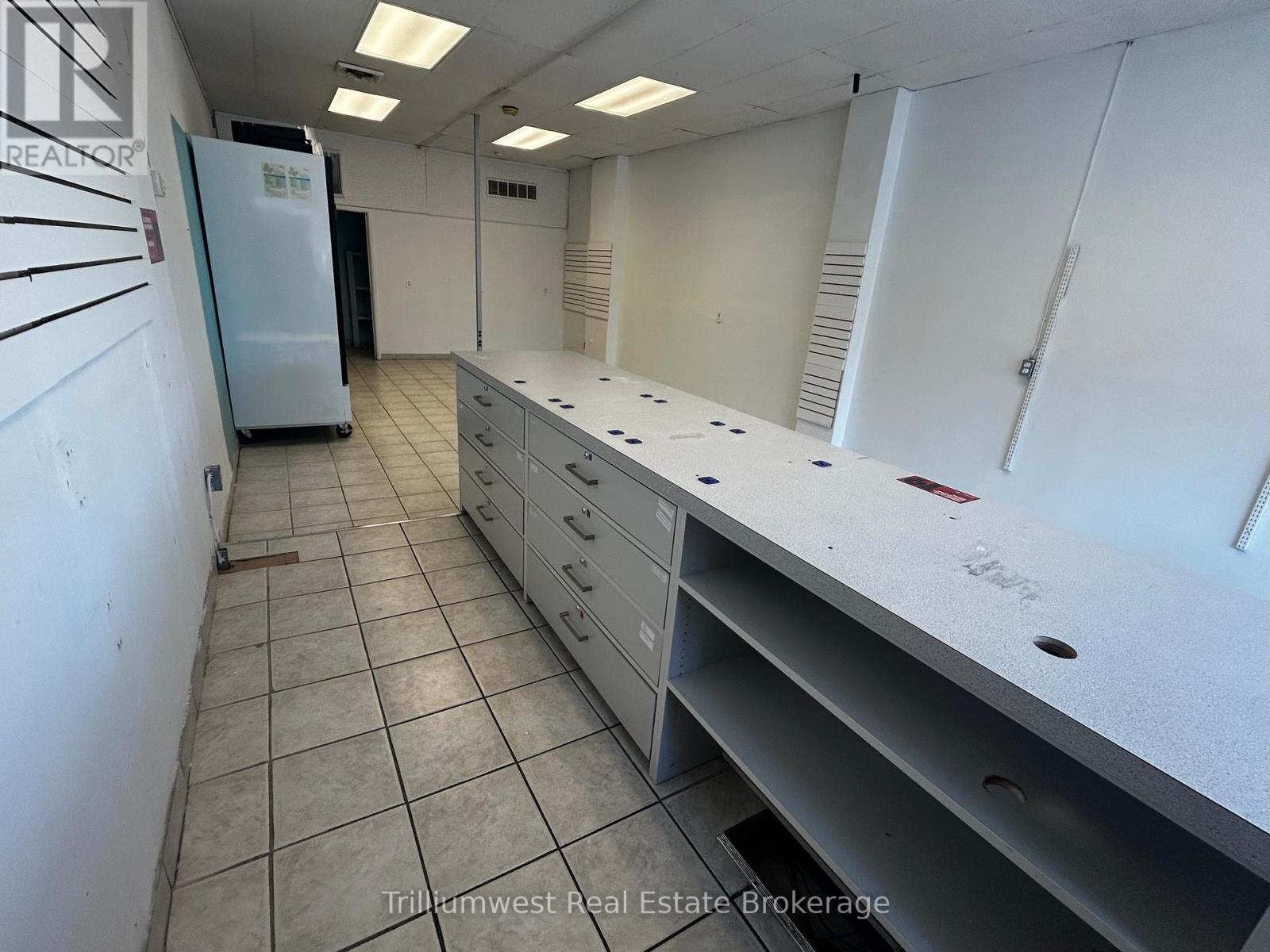 23 London Road W, Guelph, Ontario  N1H 2B4 - Photo 5 - X12798256