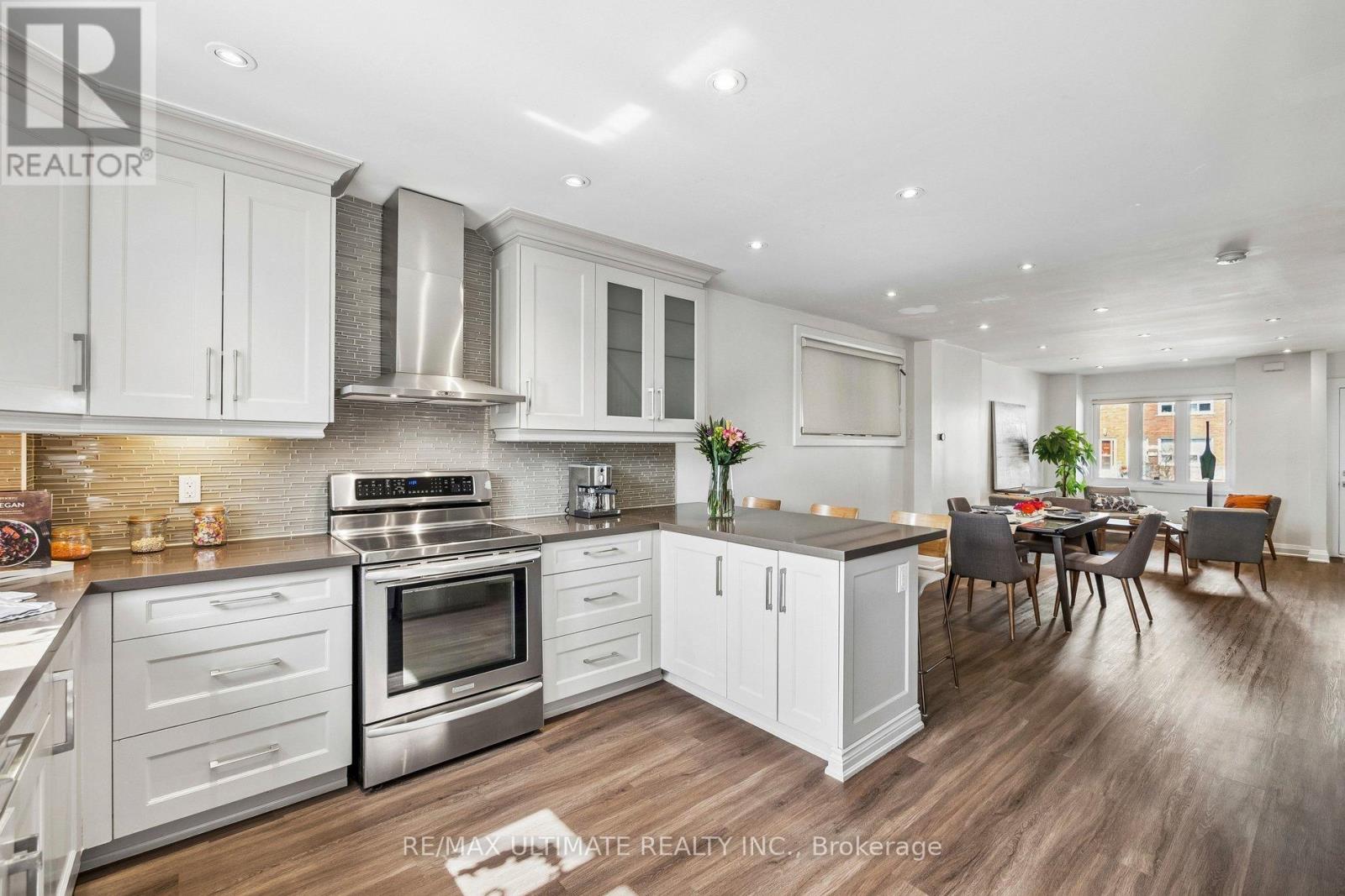 155 Morrison Avenue, Toronto, Ontario  M6E 1M6 - Photo 12 - W12928394