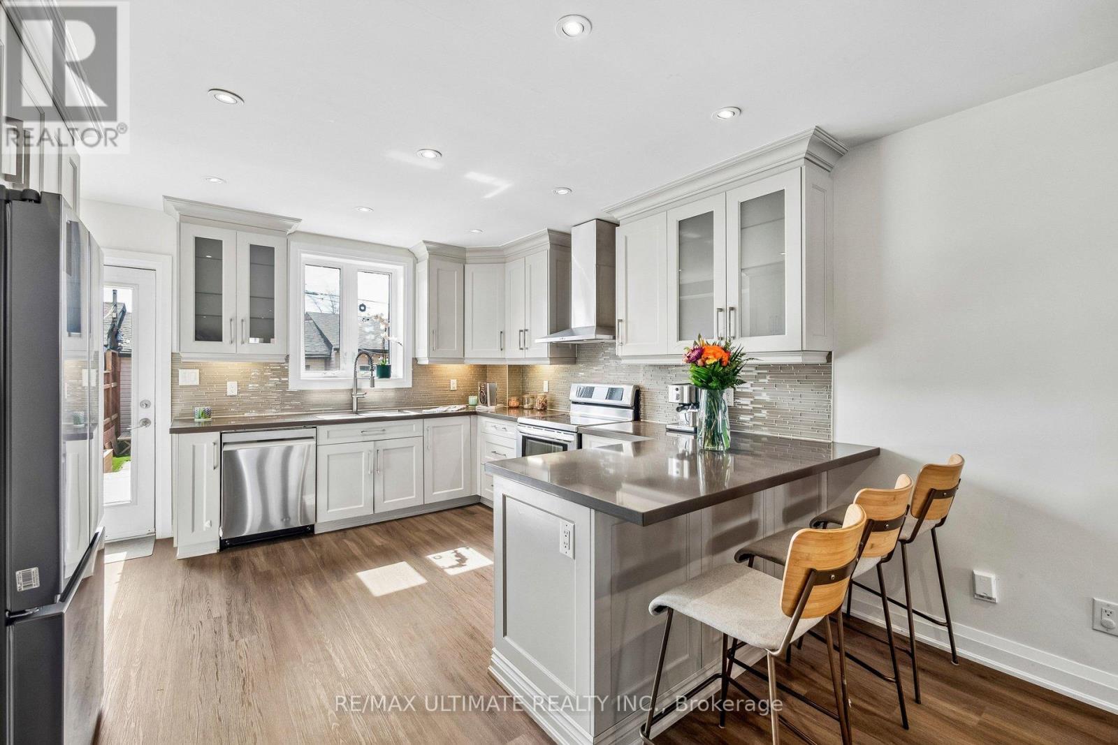 155 Morrison Avenue, Toronto, Ontario  M6E 1M6 - Photo 10 - W12928394