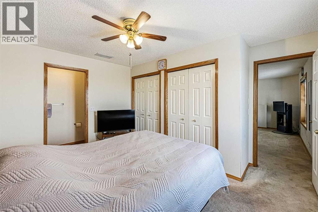 63 Anaheim Crescent Ne, Calgary, Alberta  T1Y 7B4 - Photo 16 - A2288598