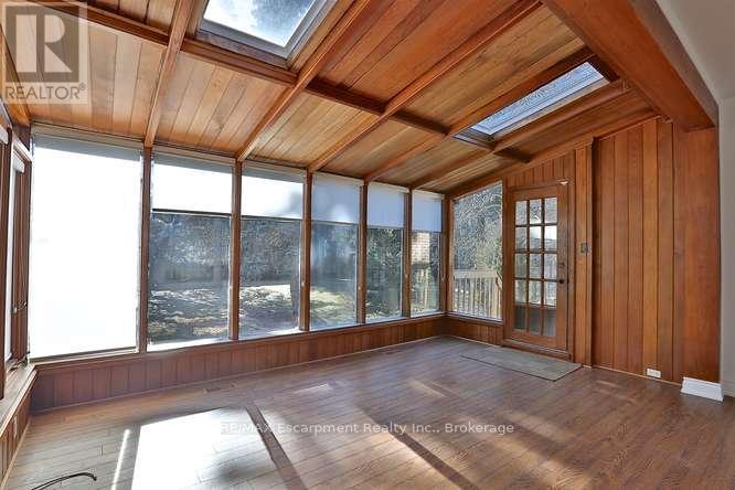 1336 Queen Victoria Avenue, Mississauga, Ontario  L5H 3H3 - Photo 22 - W12779448