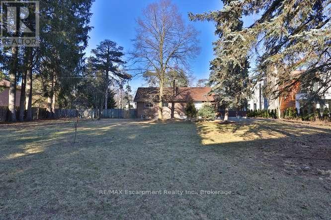 1336 Queen Victoria Avenue, Mississauga, Ontario  L5H 3H3 - Photo 40 - W12779448