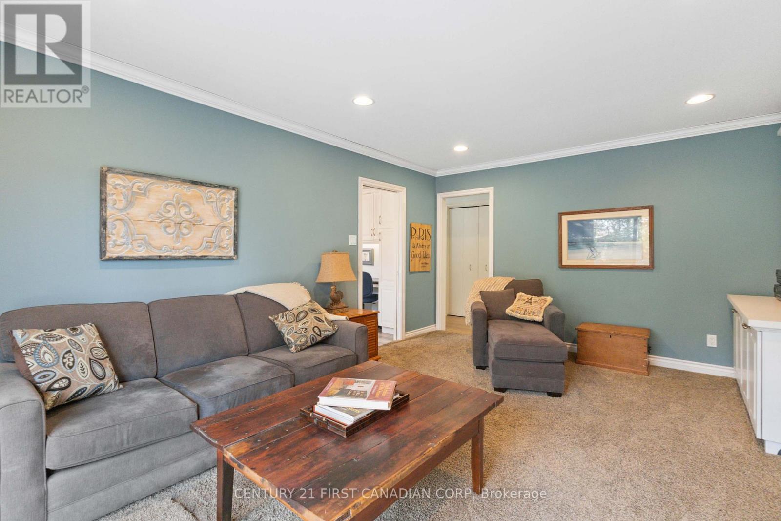 1080 Viscount Road, London South, Ontario  N6K 1H8 - Photo 19 - X12930690