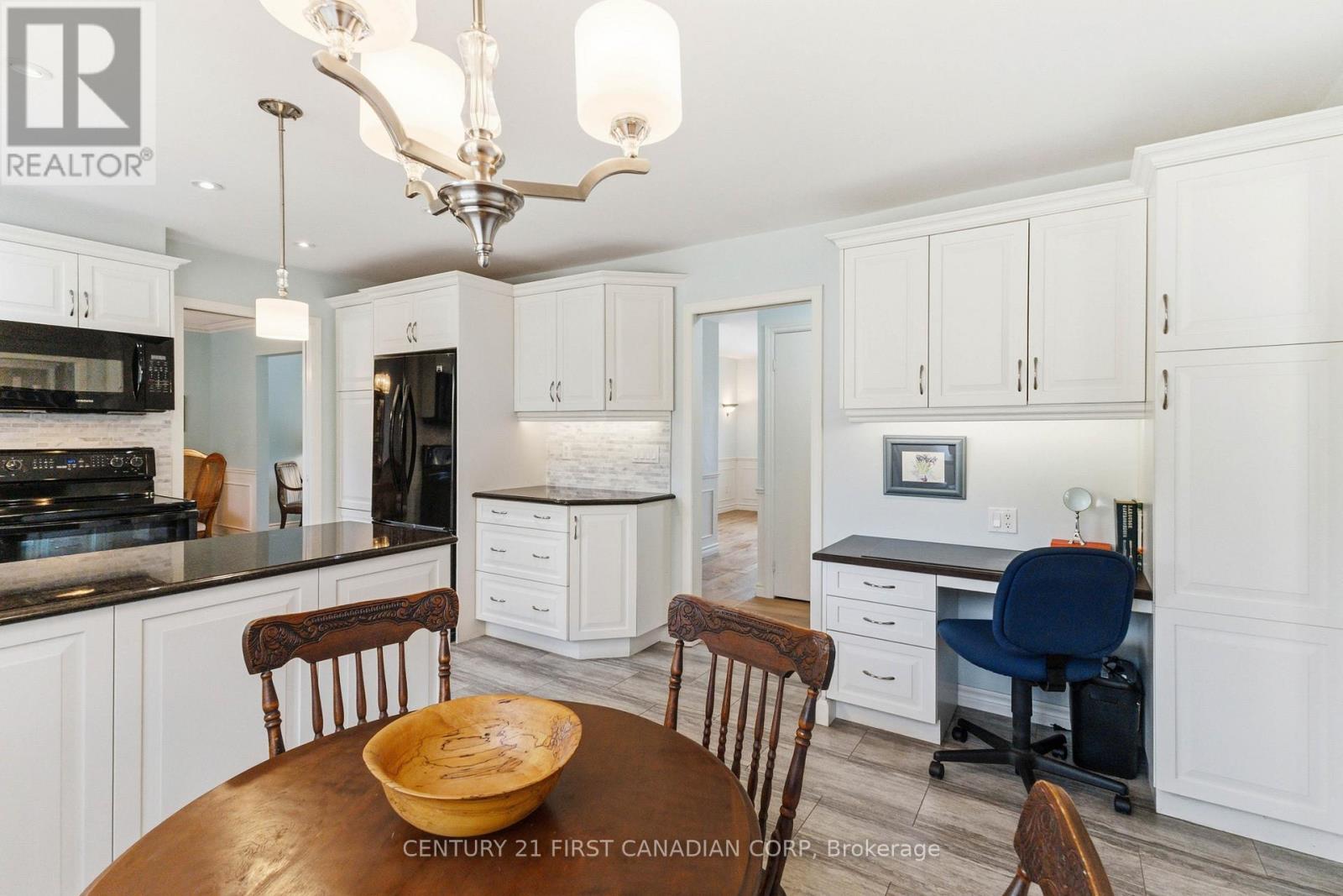 1080 Viscount Road, London South, Ontario  N6K 1H8 - Photo 23 - X12930690