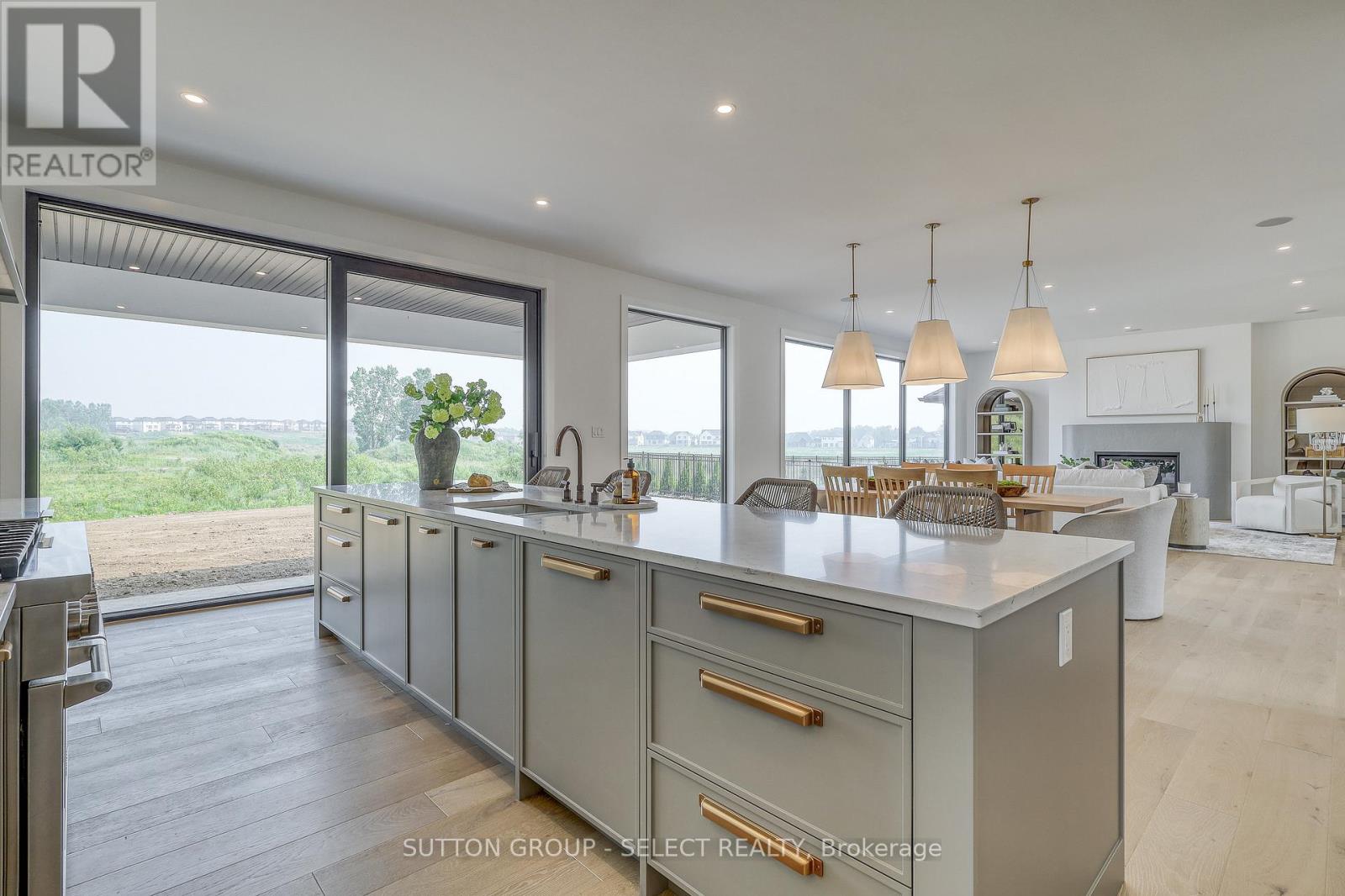 169 Edgewater Boulevard, Middlesex Centre, Ontario  N0L 1R0 - Photo 18 - X12930780