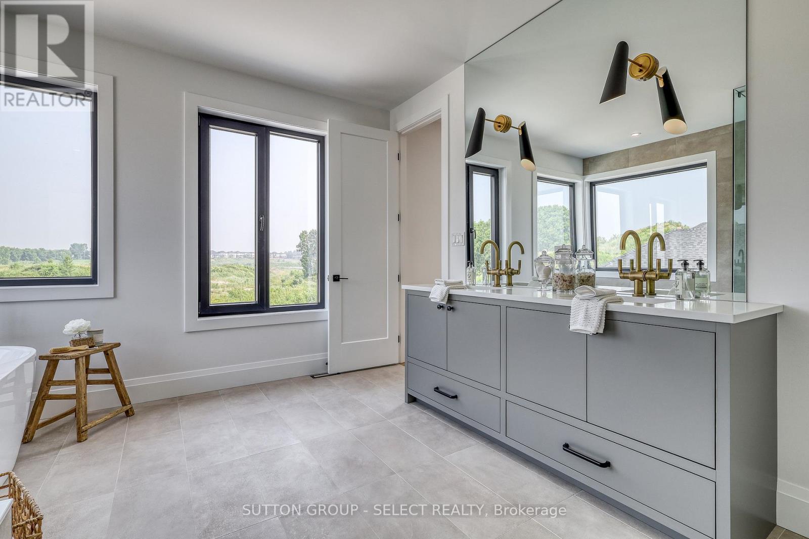 169 Edgewater Boulevard, Middlesex Centre, Ontario  N0L 1R0 - Photo 45 - X12930780