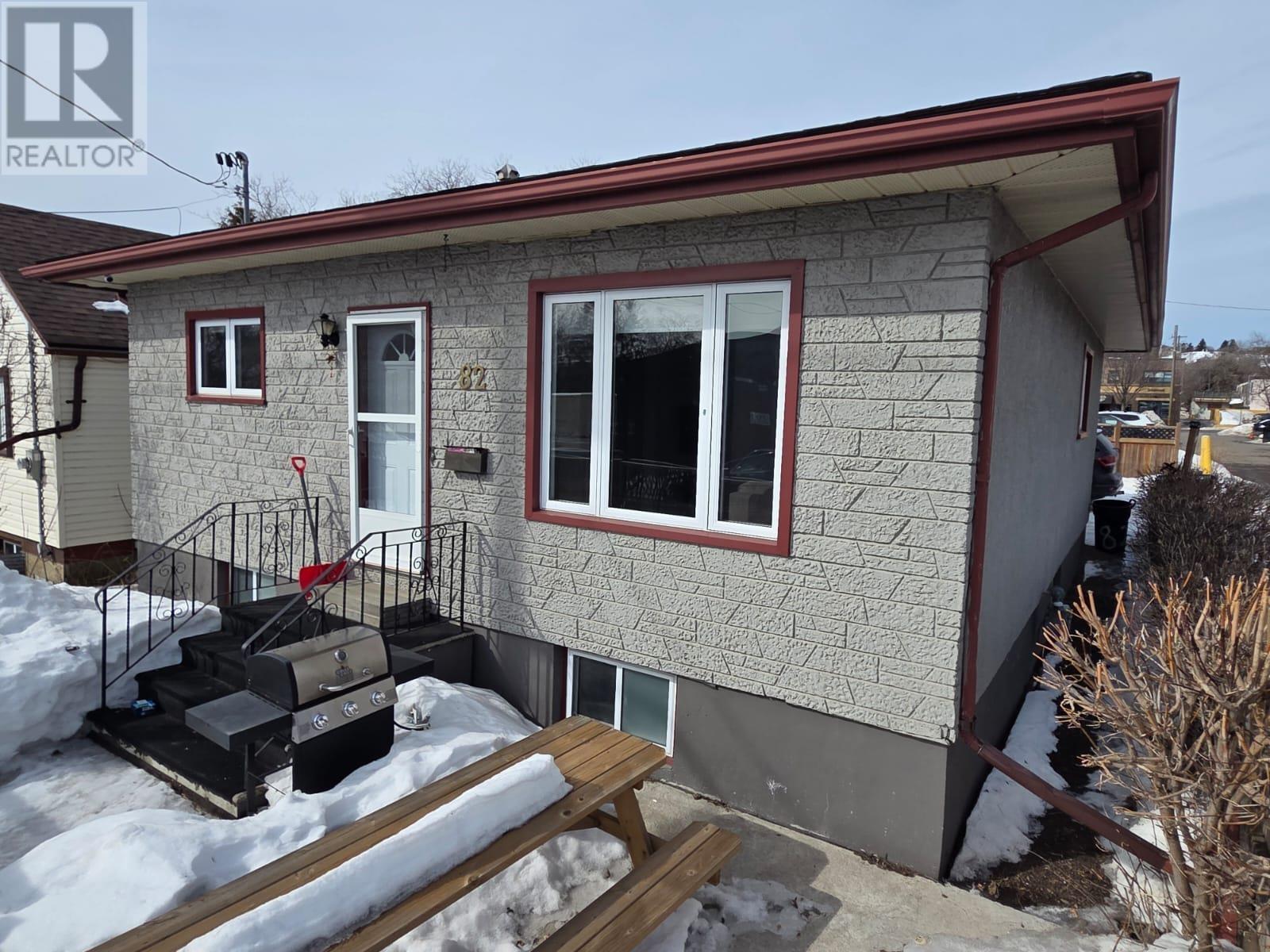 82 Machar Ave., Thunder Bay, Ontario  P7B 2Y6 - Photo 6 - TB2600426