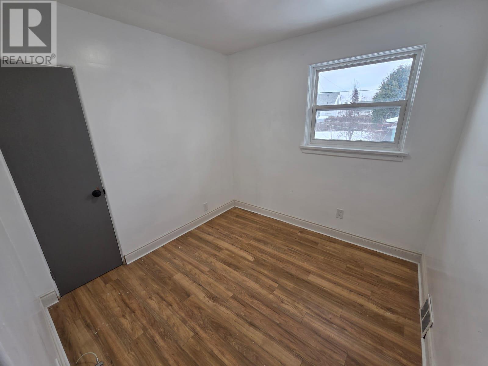 2230 Begin St E, Thunder Bay, Ontario  P7E 5L6 - Photo 17 - TB2600481