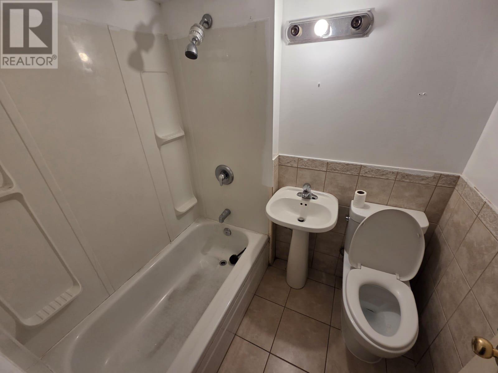 2230 Begin St E, Thunder Bay, Ontario  P7E 5L6 - Photo 32 - TB2600481