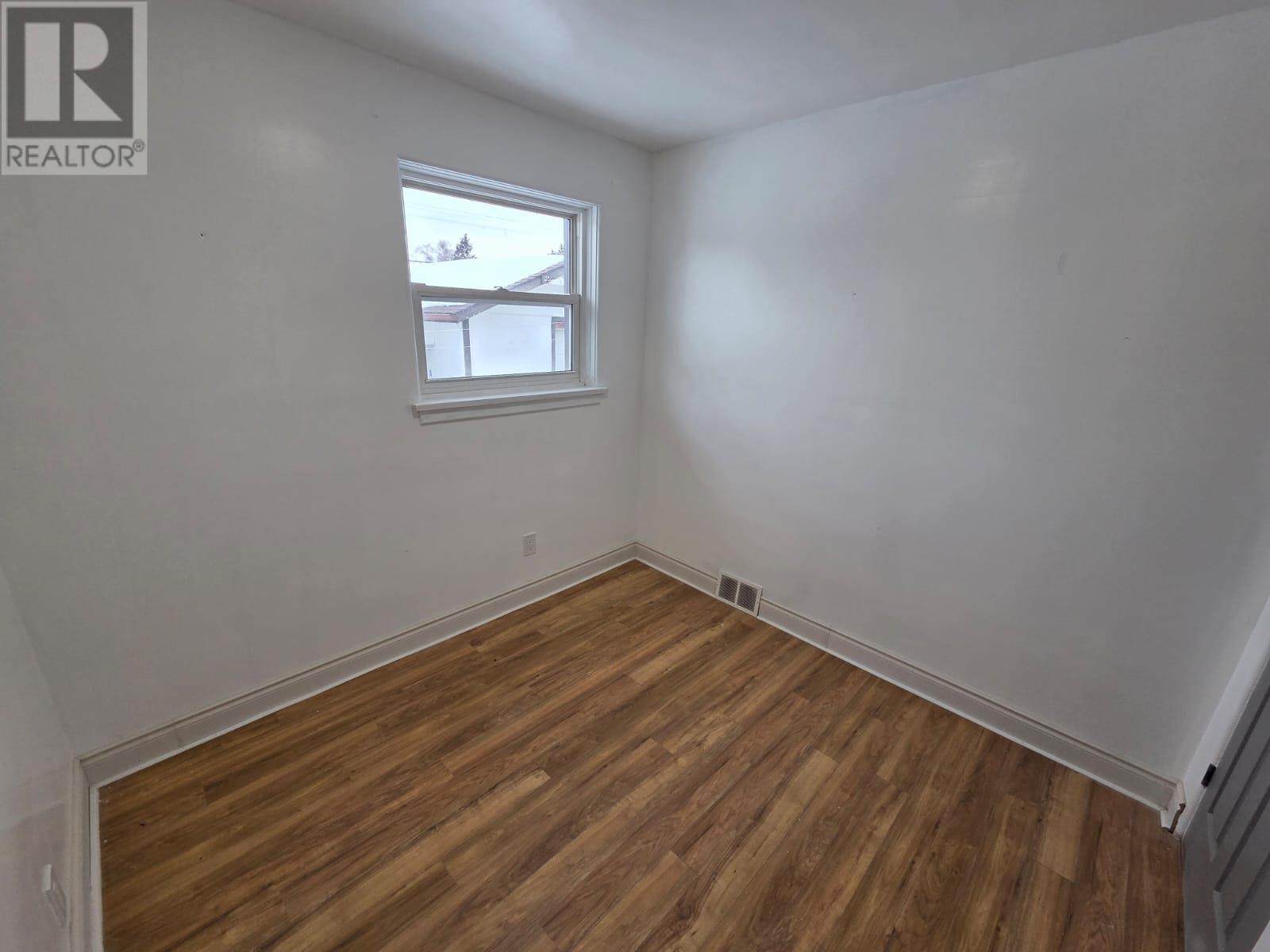 2230 Begin St E, Thunder Bay, Ontario  P7E 5L6 - Photo 14 - TB2600481