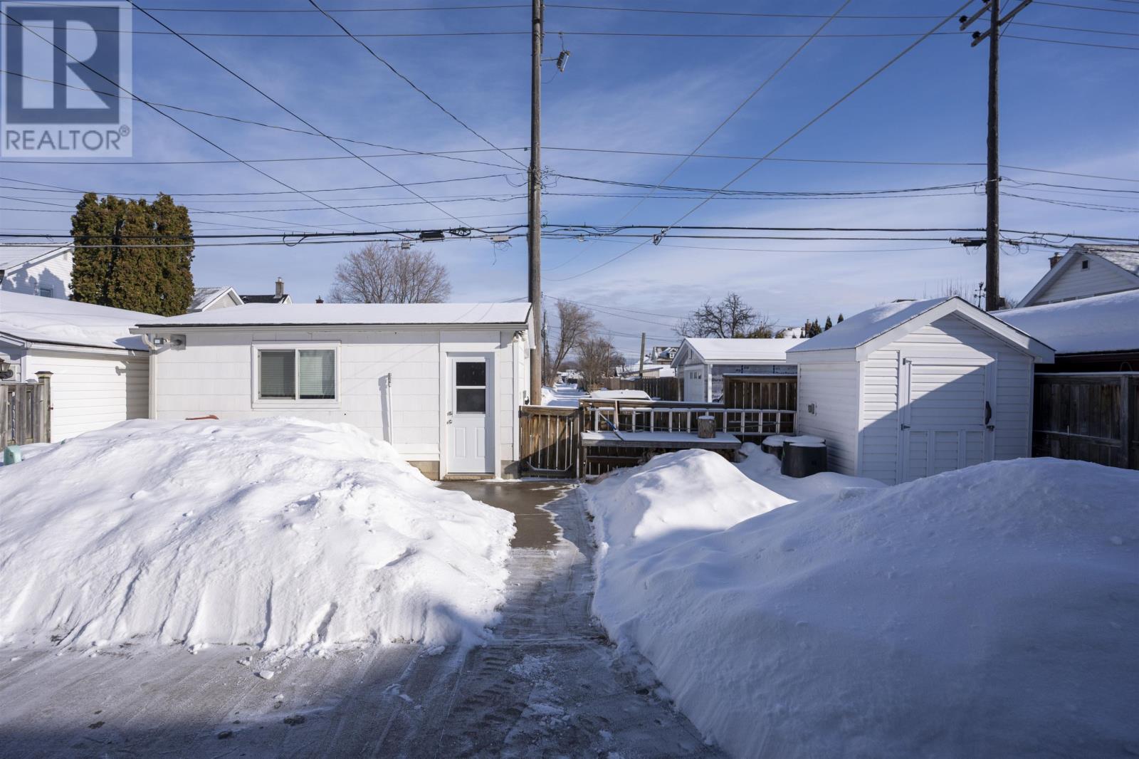 477 Empire Ave E, Thunder Bay, Ontario  P7E 4S7 - Photo 4 - TB2600503