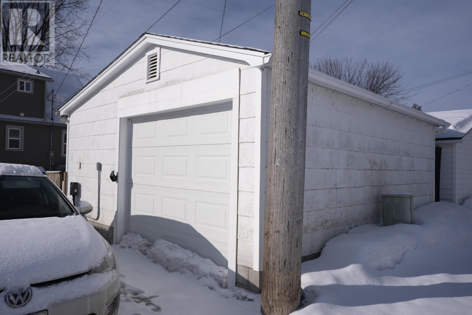 477 Empire Ave E, Thunder Bay, Ontario  P7E 4S7 - Photo 2 - TB2600503