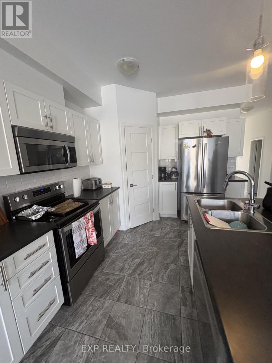 113 Turquoise Street, Clarence-Rockland, Ontario  K4K 0L6 - Photo 5 - X12930624