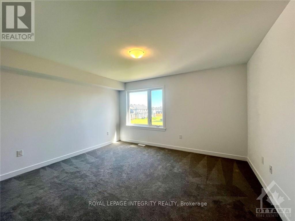 53 Maize Street, Ottawa, Ontario  K2S 2T2 - Photo 9 - X12930692