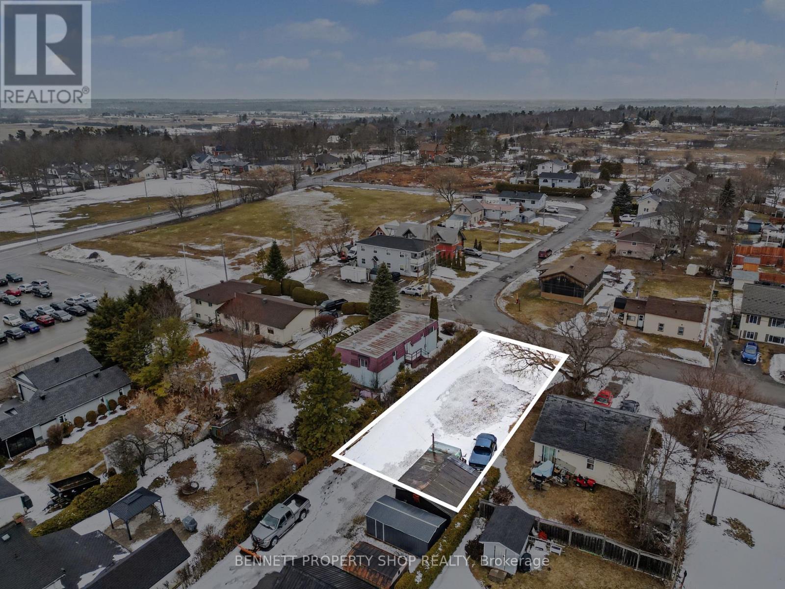 172 Adelaide Street, Mississippi Mills, Ontario  K0A 1A0 - Photo 2 - X12930726