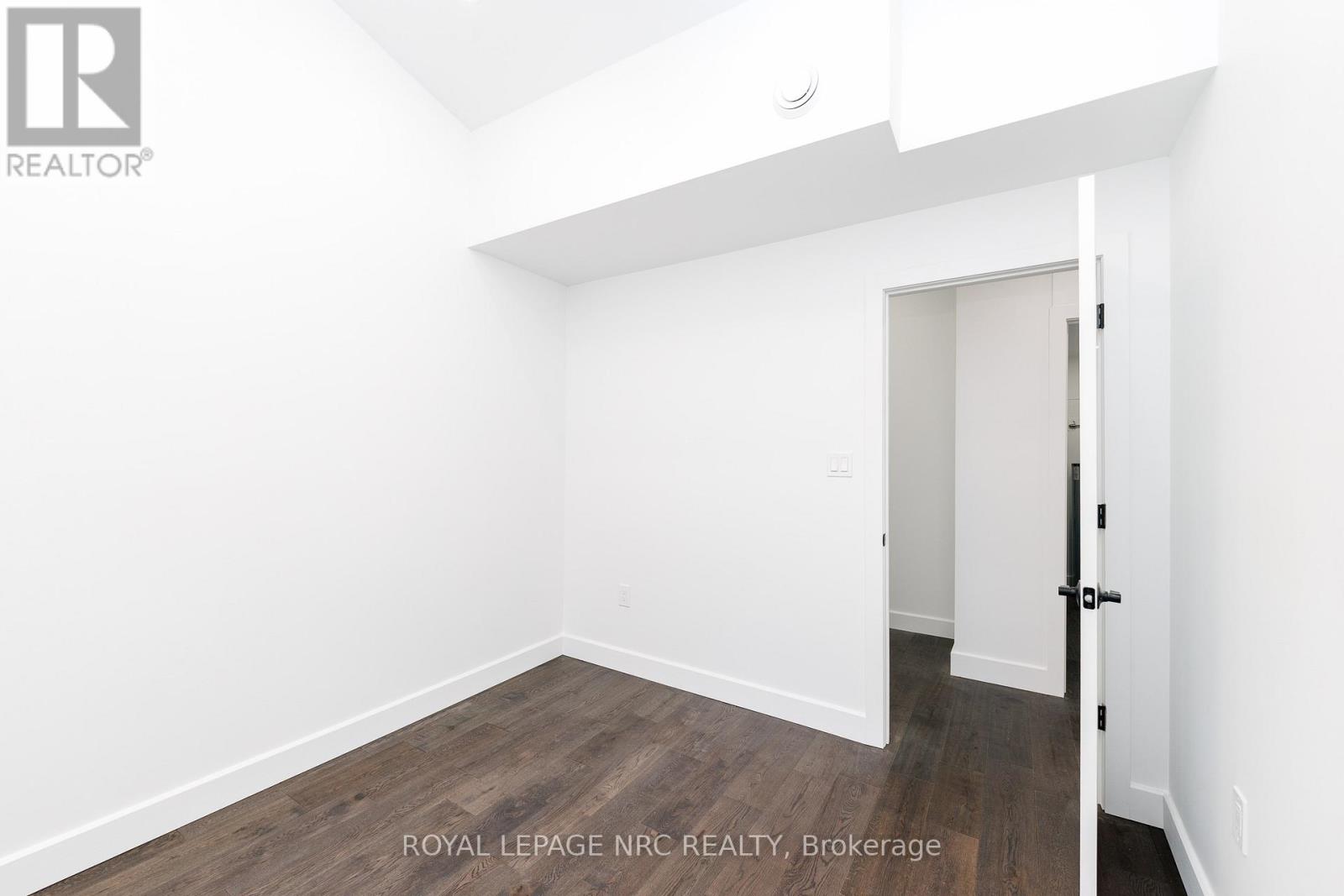 212 Holloway Bay Road, Port Colborne, Ontario  L0S 1R0 - Photo 15 - X12930744