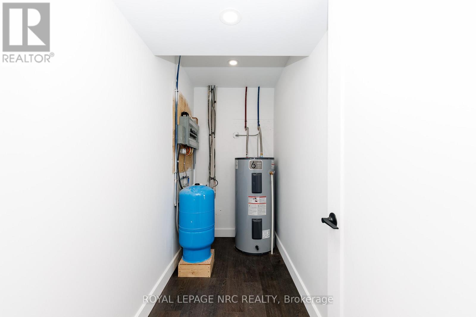 212 Holloway Bay Road, Port Colborne, Ontario  L0S 1R0 - Photo 22 - X12930744