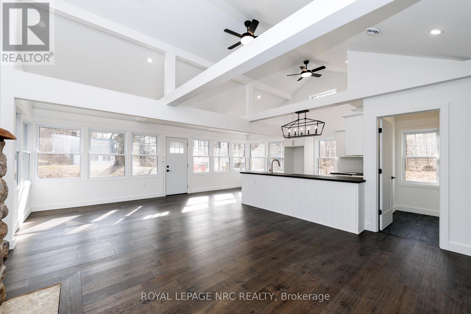 212 Holloway Bay Road, Port Colborne, Ontario  L0S 1R0 - Photo 7 - X12930744