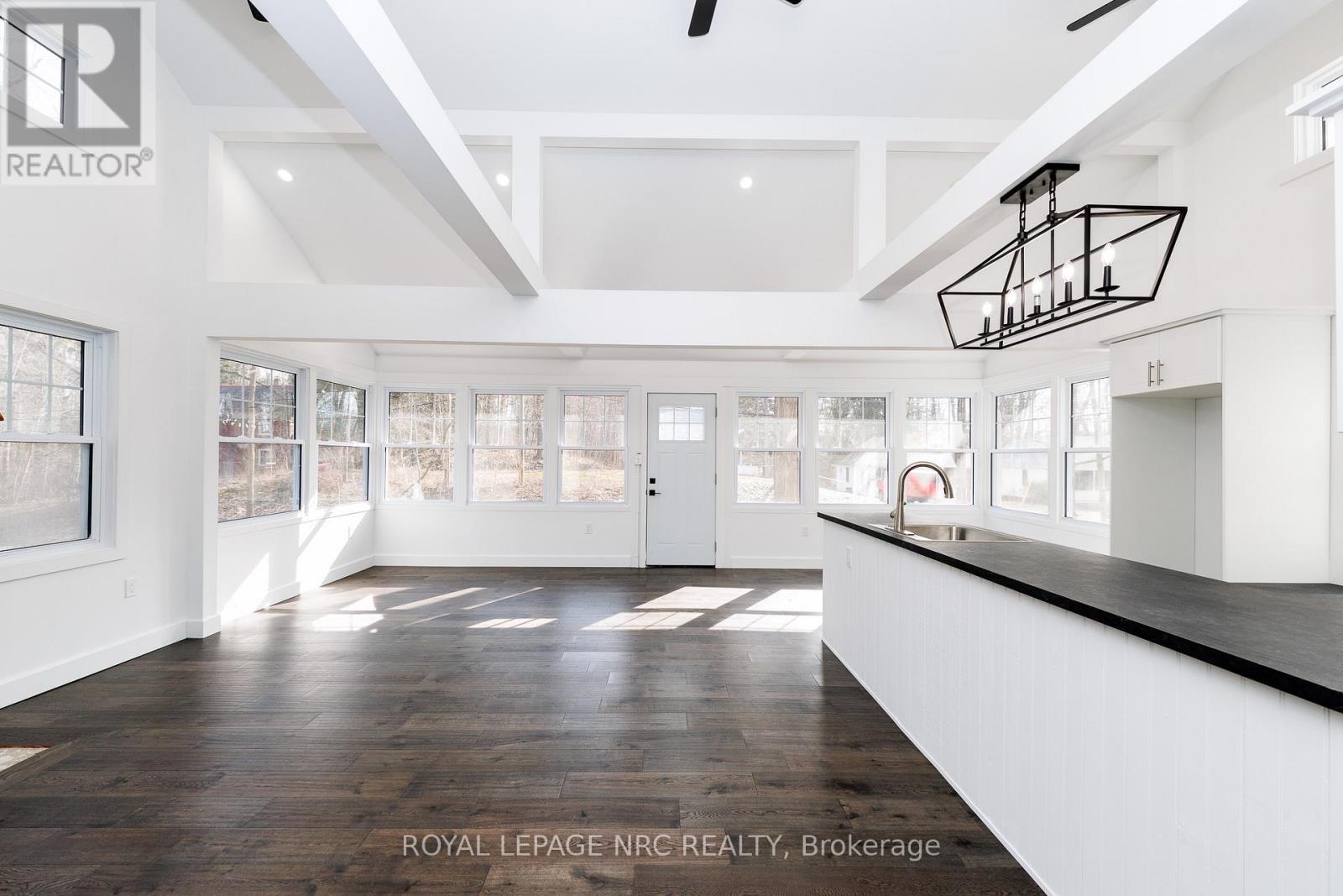 212 Holloway Bay Road, Port Colborne, Ontario  L0S 1R0 - Photo 8 - X12930744