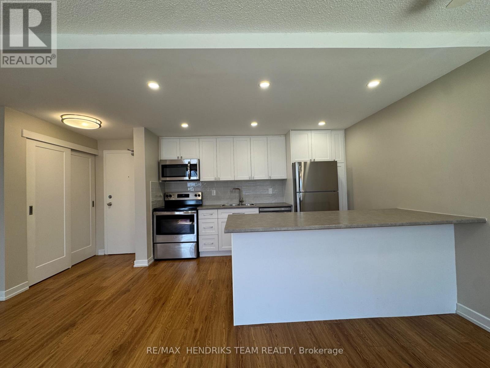 B102 - 80 Rockwood Avenue, St. Catharines, Ontario  L2P 3P2 - Photo 3 - X12930764