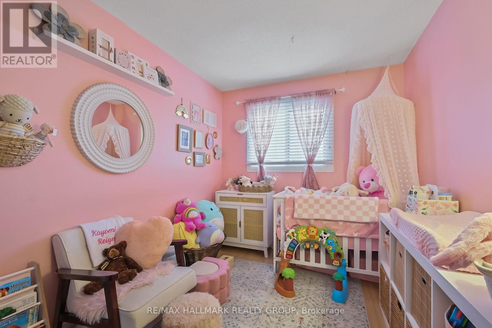 119 Teal Crescent, Ottawa, Ontario  K1E 2C1 - Photo 30 - X12909342