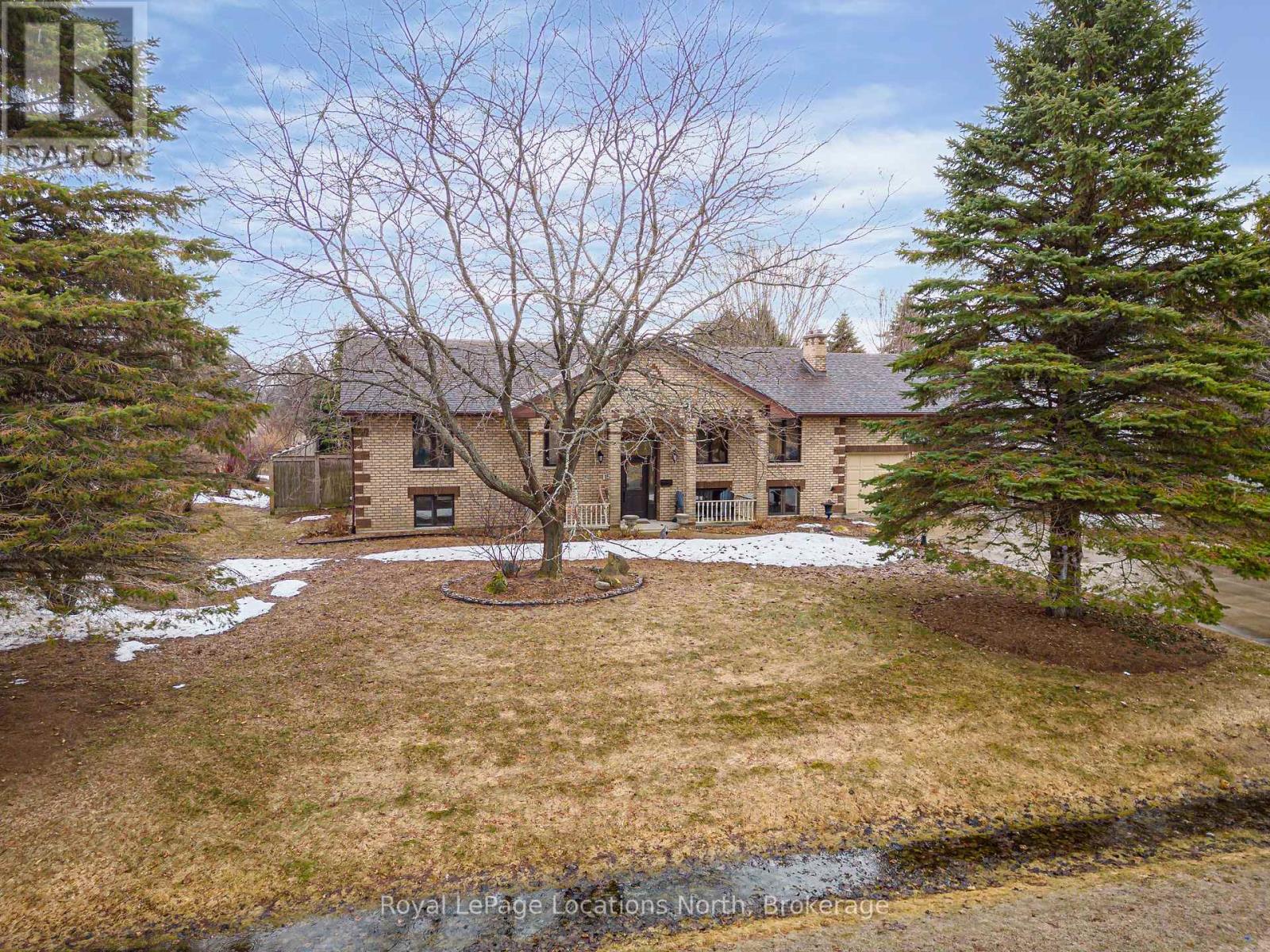 15 BLACKBURN AVENUE, Clearview, Ontario