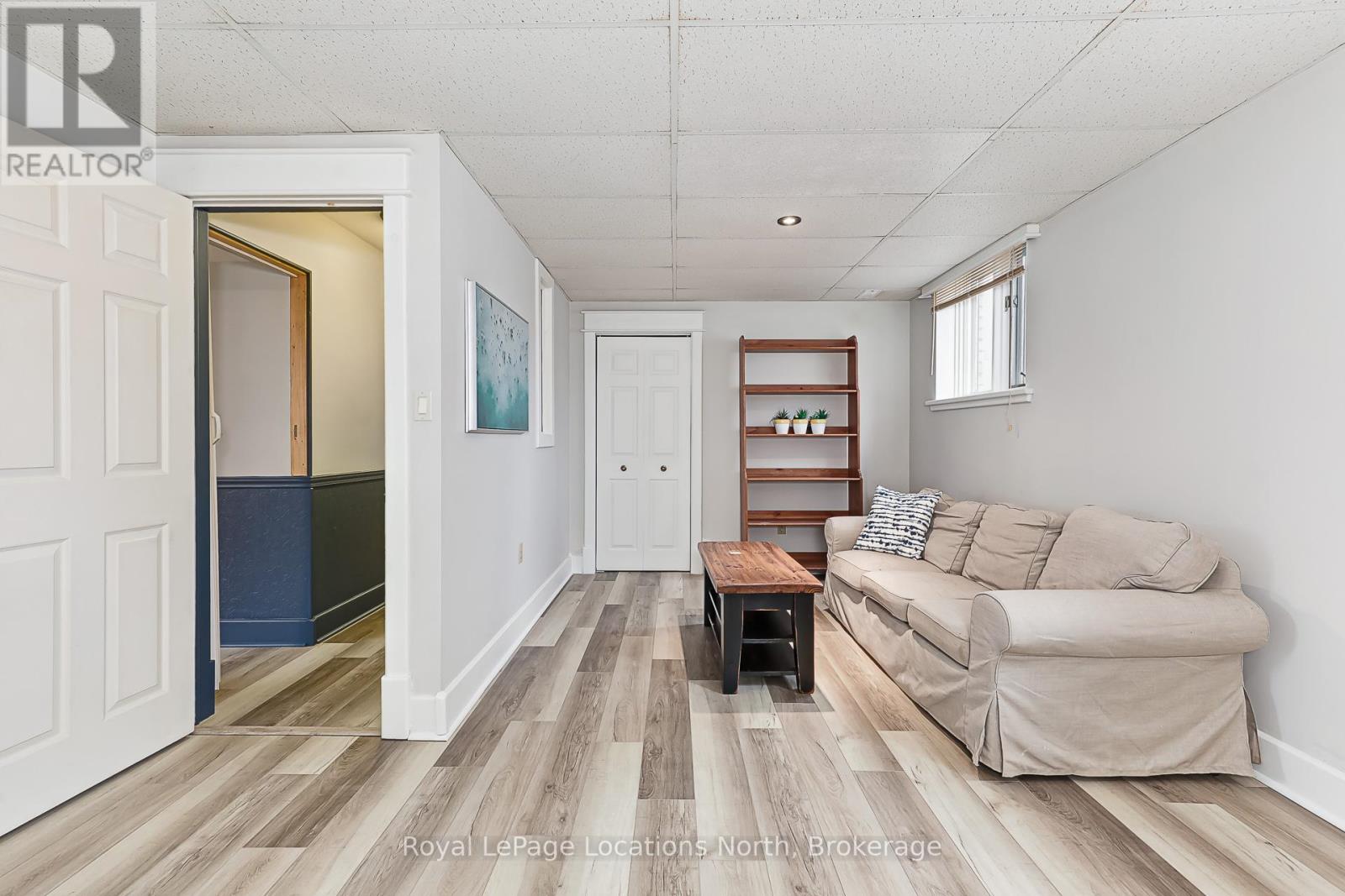 15 Blackburn Avenue, Clearview (Nottawa), Ontario  L0M 1P0 - Photo 37 - S12930724