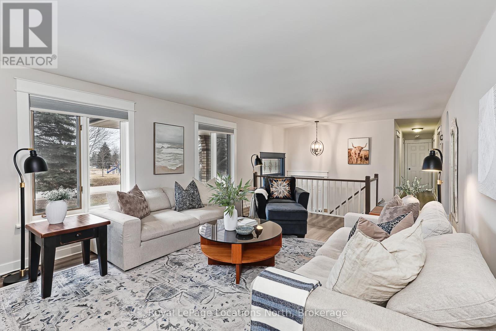 15 Blackburn Avenue, Clearview (Nottawa), Ontario  L0M 1P0 - Photo 5 - S12930724