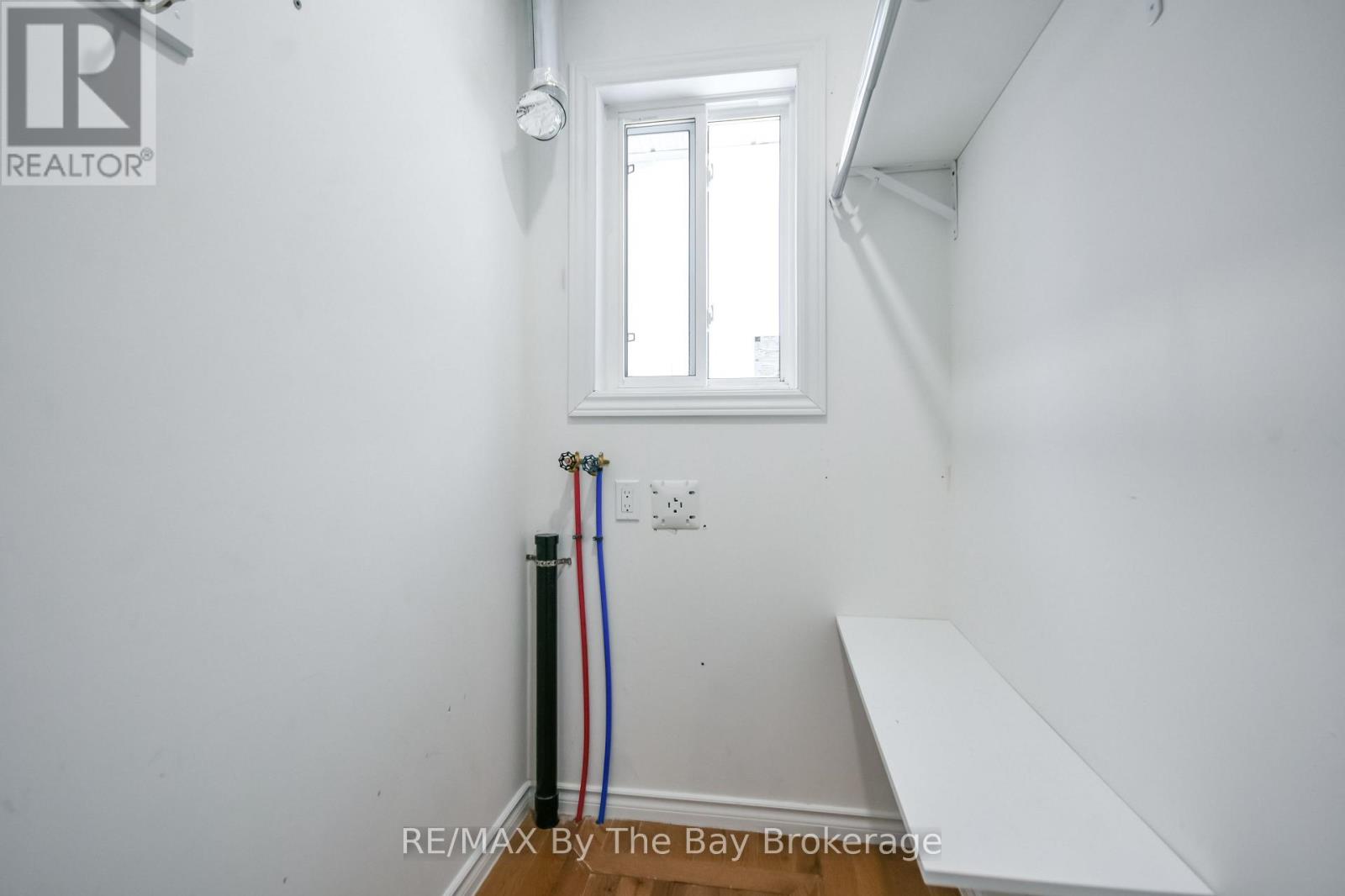 111 Balm Beach Road E, Tiny, Ontario  L0L 2J0 - Photo 29 - S12930798