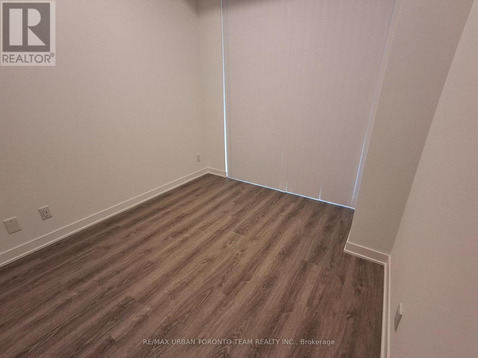 518 - 180 Front Street E, Toronto (Moss Park), Ontario  M5A 0K9 - Photo 5 - C12930730