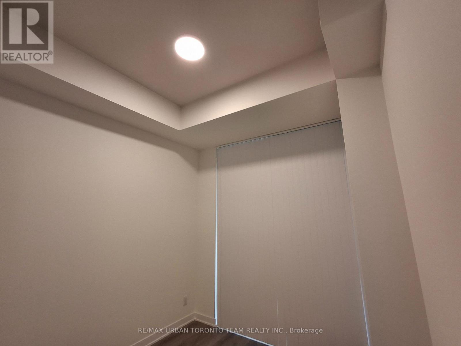 518 - 180 Front Street E, Toronto (Moss Park), Ontario  M5A 0K9 - Photo 6 - C12930730