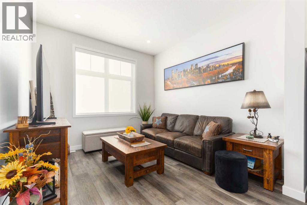 188 Les Jardins Park Se, Calgary, Alberta  T2C 5V3 - Photo 3 - A2284893