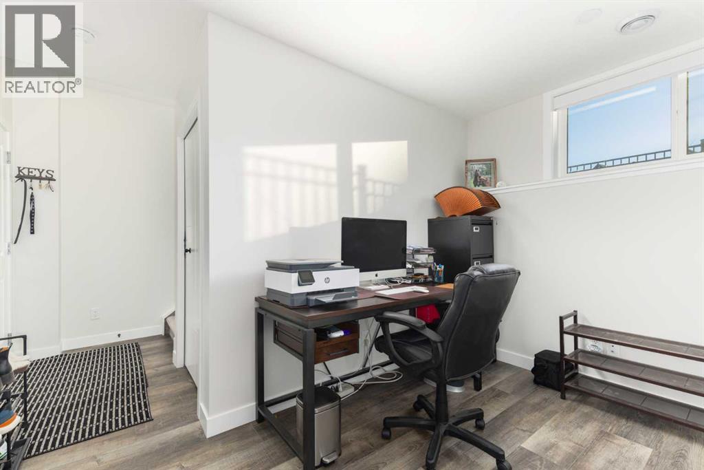 188 Les Jardins Park Se, Calgary, Alberta  T2C 5V3 - Photo 11 - A2284893