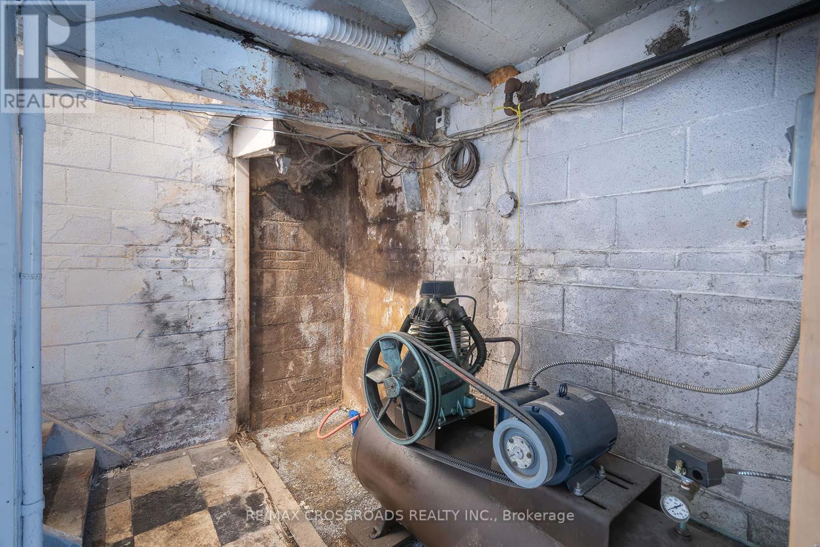 2230 Kingston Road, Toronto, Ontario  M1N 1T9 - Photo 20 - E12721236