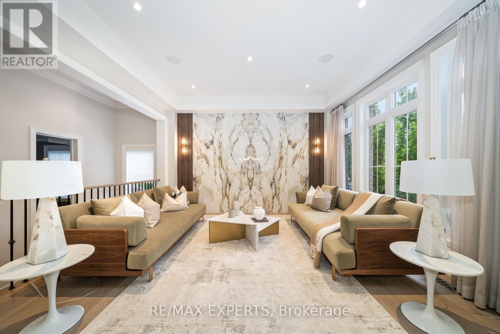 32 James Stokes Court, King, Ontario  L7B 1L6 - Photo 11 - N12911848