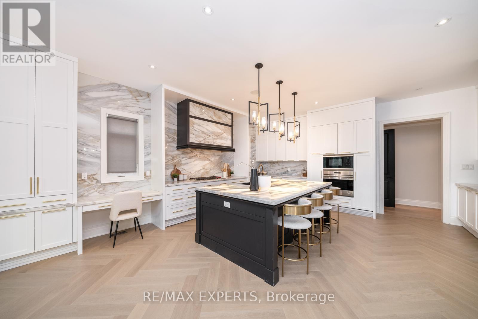 32 James Stokes Court, King, Ontario  L7B 1L6 - Photo 16 - N12911848