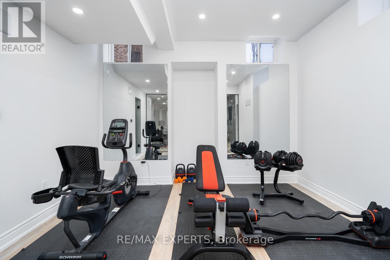 32 James Stokes Court, King, Ontario  L7B 1L6 - Photo 33 - N12911848