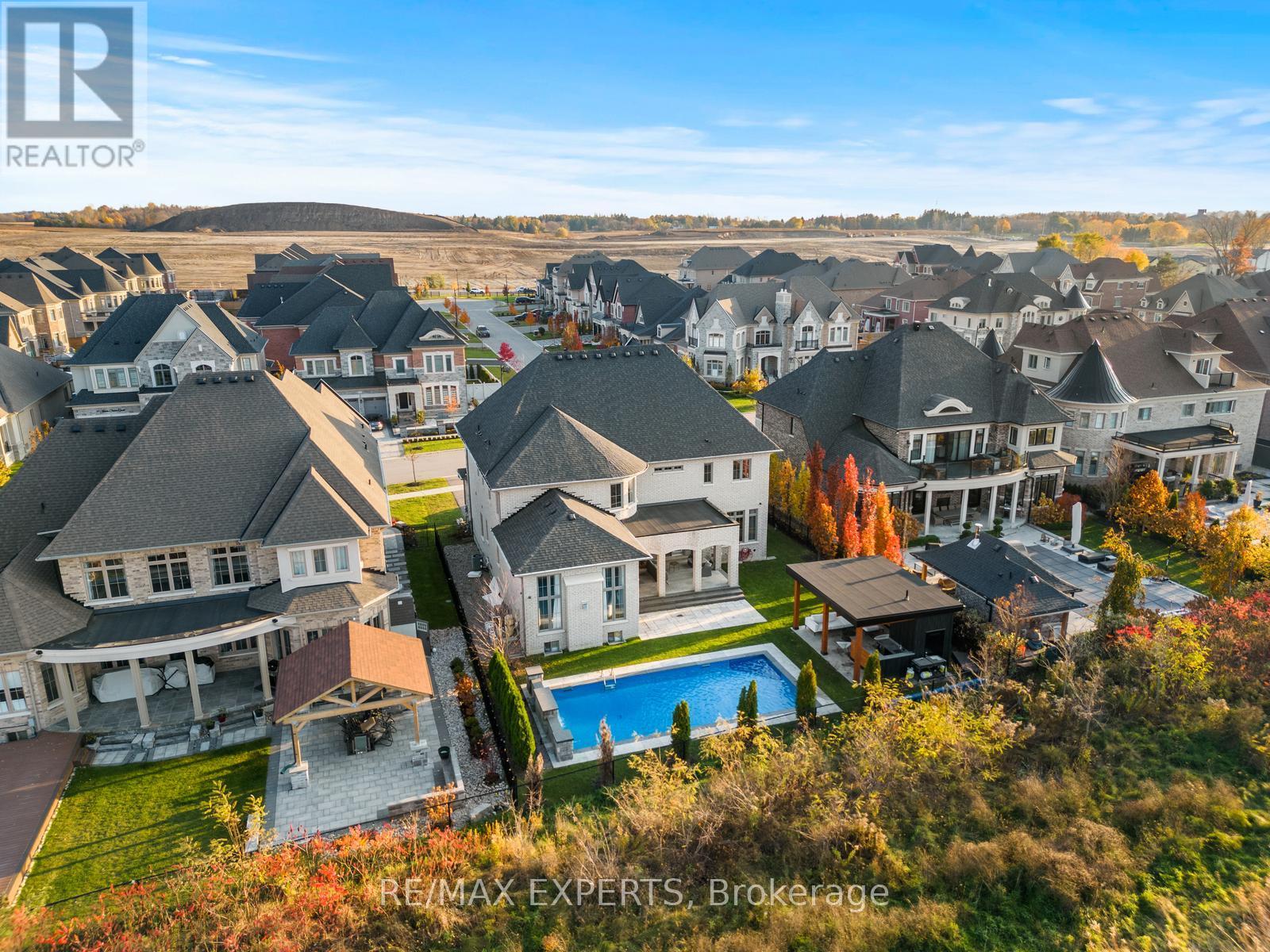 32 James Stokes Court, King, Ontario  L7B 1L6 - Photo 45 - N12911848