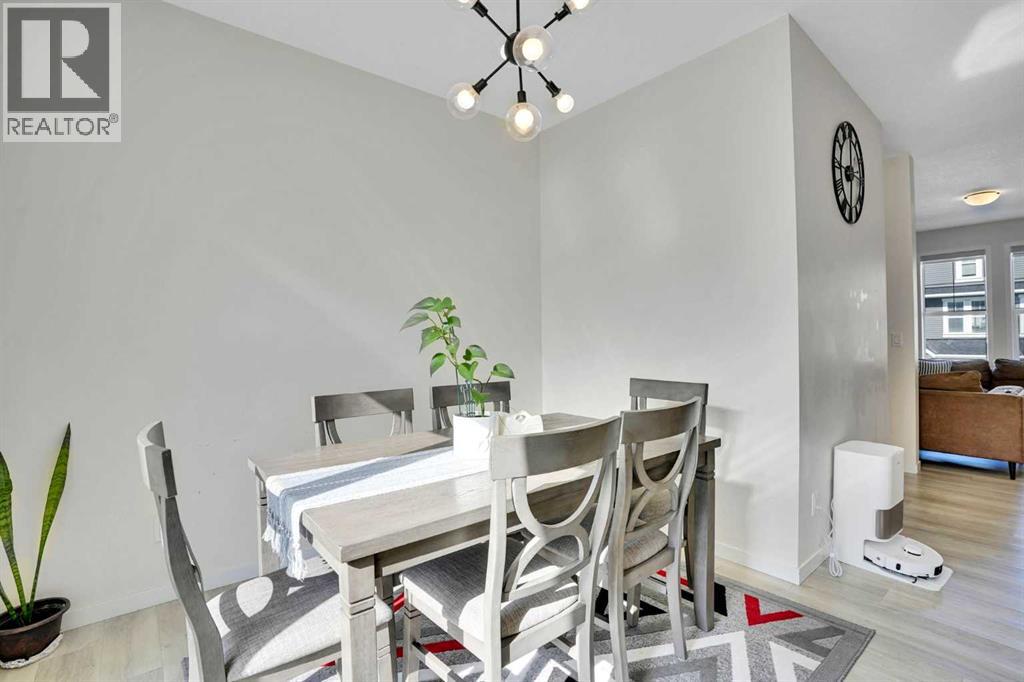 229 South Point Park SW, Airdrie, Alberta  T4B 5G8 - Photo 16 - A2287375