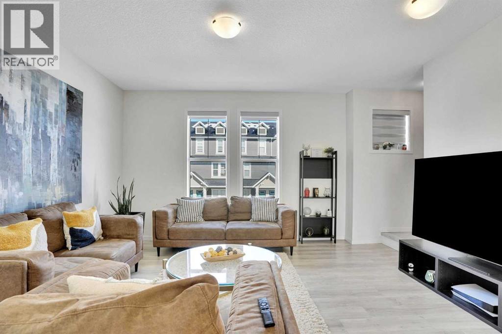 229 South Point Park SW, Airdrie, Alberta  T4B 5G8 - Photo 22 - A2287375