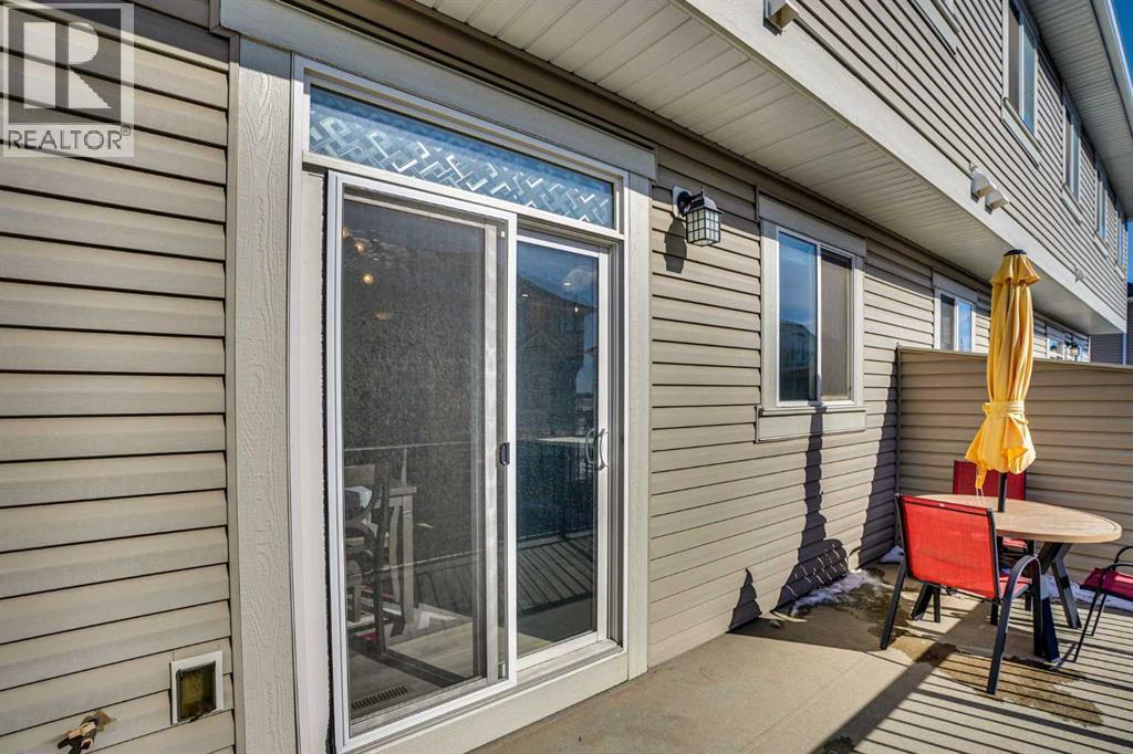 229 South Point Park SW, Airdrie, Alberta  T4B 5G8 - Photo 17 - A2287375