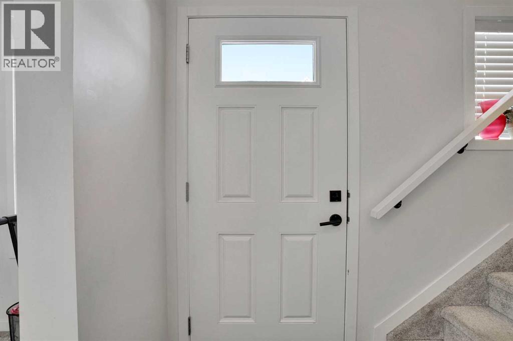 229 South Point Park SW, Airdrie, Alberta  T4B 5G8 - Photo 3 - A2287375