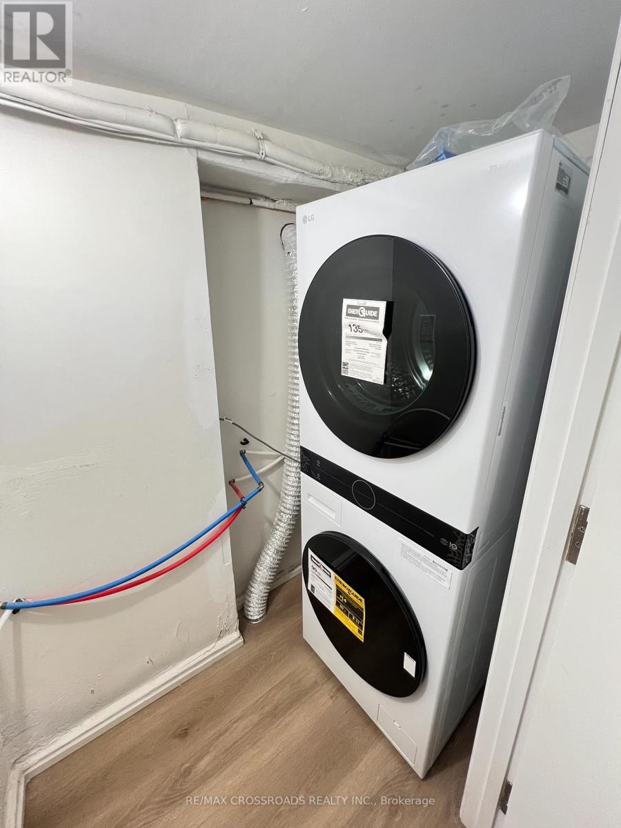 Unit 1 - 82 Curzon Street, Toronto, Ontario  M4M 3B4 - Photo 15 - E12930634