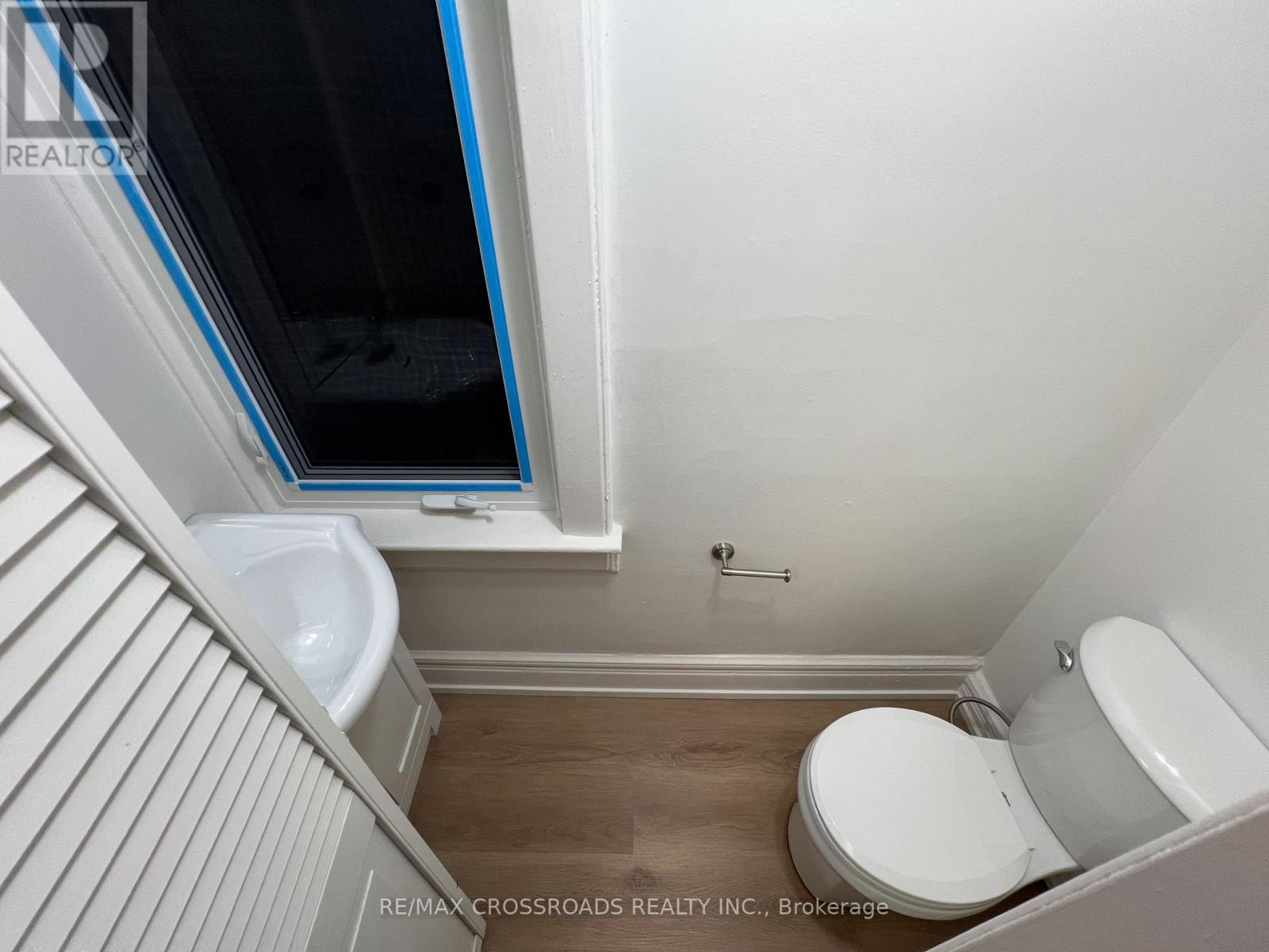 Unit 1 - 82 Curzon Street, Toronto, Ontario  M4M 3B4 - Photo 8 - E12930634