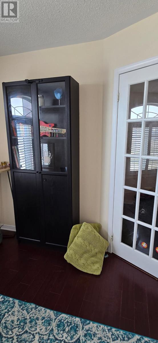 27 Stonewood Street, Ajax, Ontario  L1S 0B3 - Photo 11 - E12930810