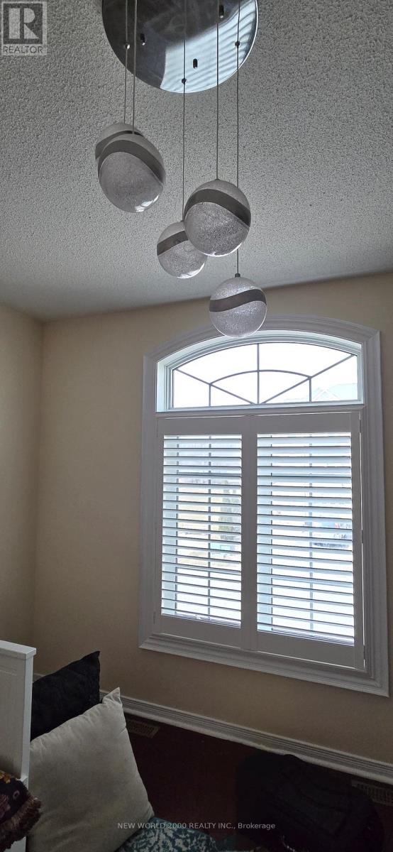 27 Stonewood Street, Ajax, Ontario  L1S 0B3 - Photo 12 - E12930810