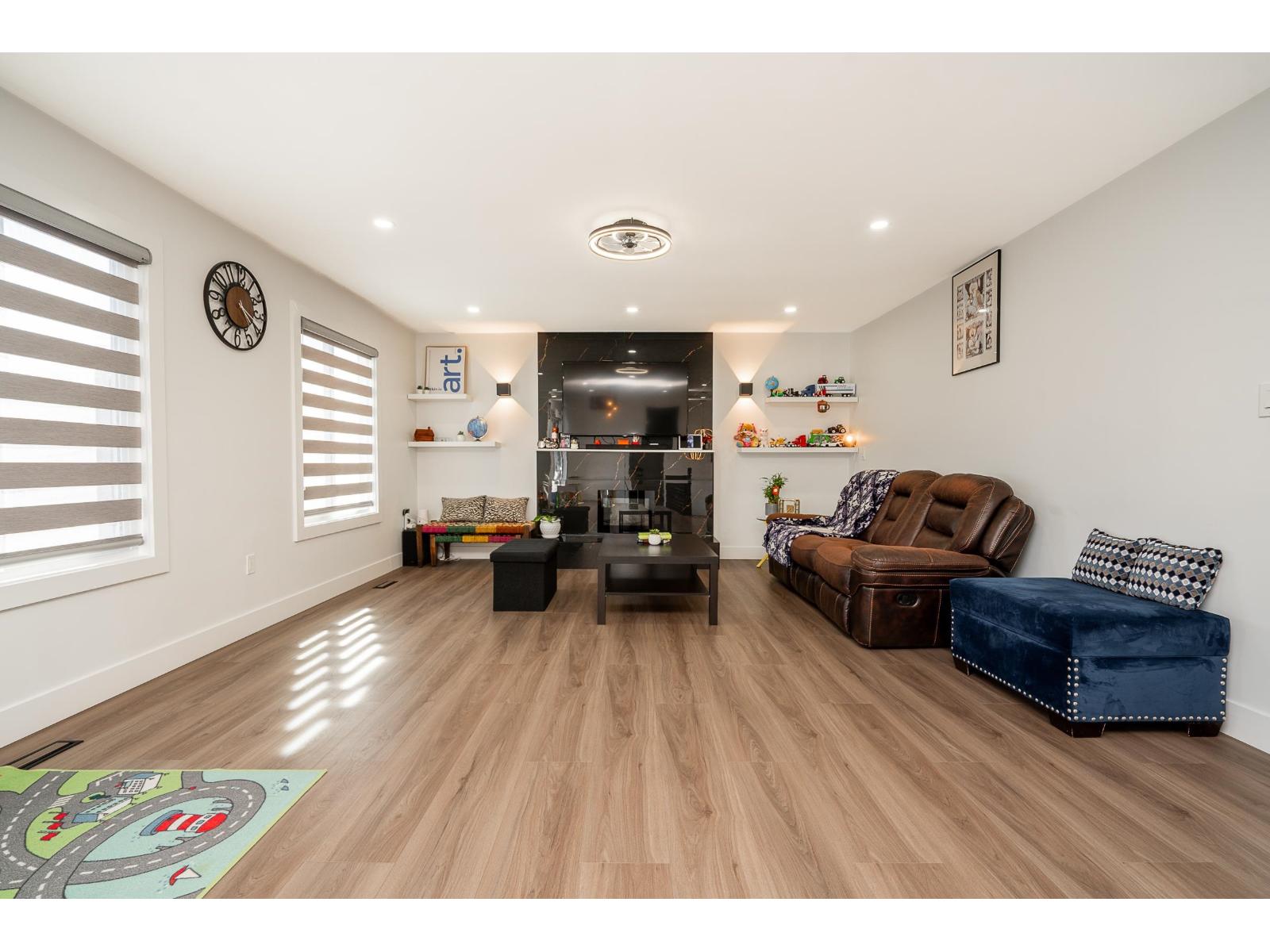 17233 60 Avenue, Surrey, British Columbia  V3S 1T7 - Photo 6 - R3103643