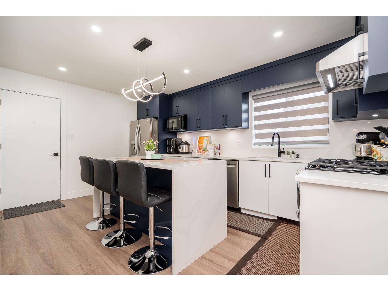 17233 60 Avenue, Surrey, British Columbia  V3S 1T7 - Photo 1 - R3103643